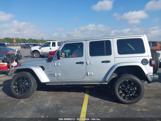 1C4RJXP68RW225977 Jeep Wrangler 4xe Sahara 4x4