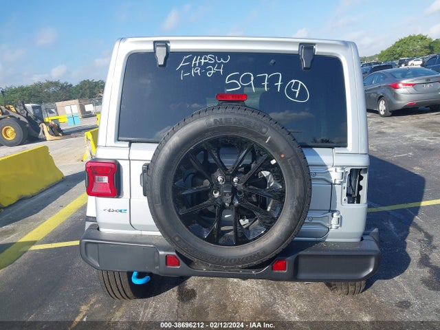 1C4RJXP68RW225977 Jeep Wrangler 4xe Sahara 4x4