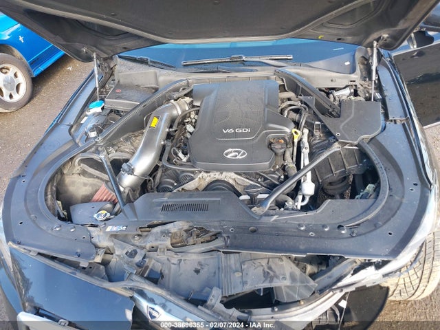 Hyundai Genesis 3.8 2015 KMHGN4JE2FU057489 Image 10