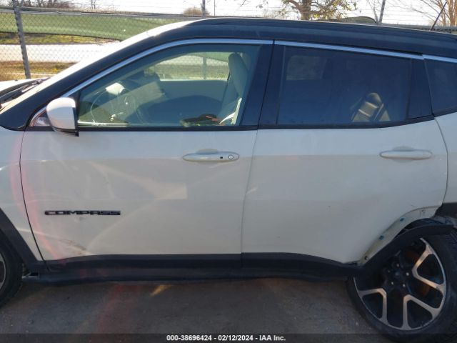 3C4NJCCB3JT241217 Jeep Compass Limited Fwd