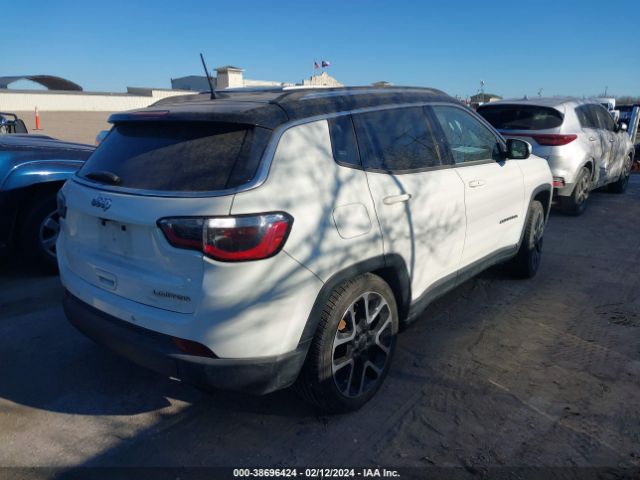 3C4NJCCB3JT241217 Jeep Compass Limited Fwd