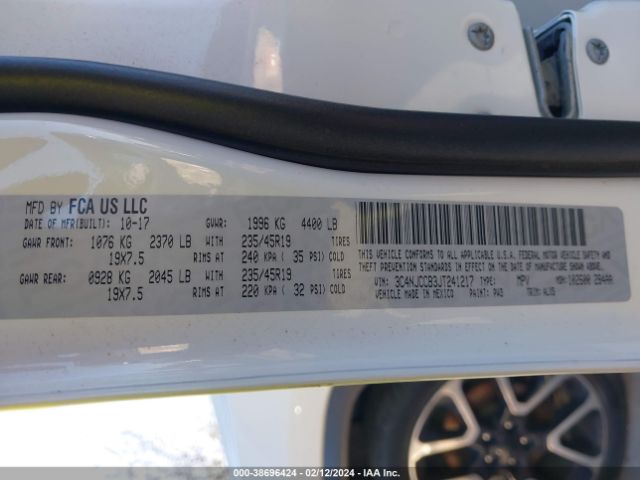 3C4NJCCB3JT241217 Jeep Compass Limited Fwd