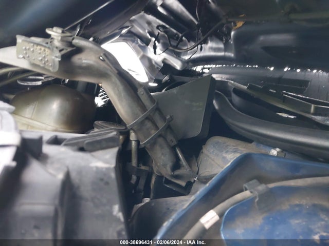 2008 MINI COOPER S CLUBMAN WMWMM33538TP70084 Photo 9