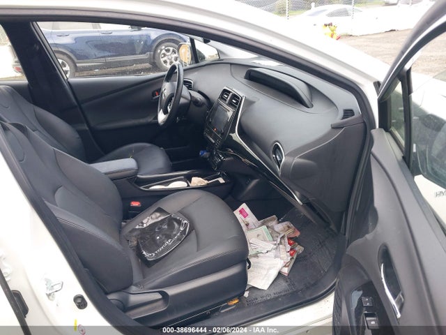 Toyota Prius Four 2016 JTDKARFU0G3019385 Image 5