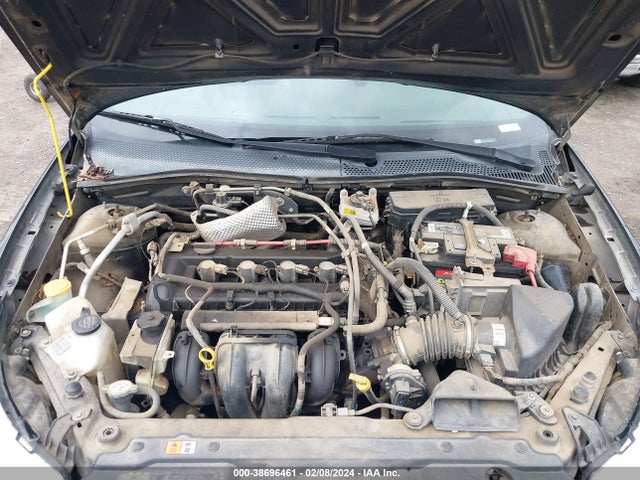 2010 FORD FOCUS SE VIN: 1FAHP3FN0AW269817