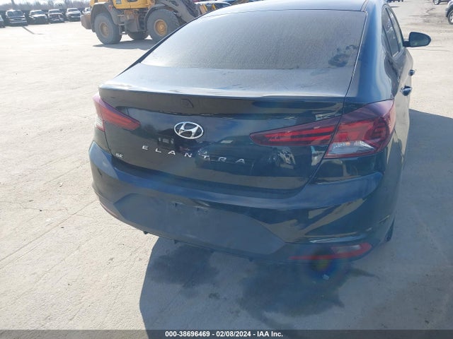 Hyundai ELANTRA SE 2019 5NPD74LF8KH441157 Image 16