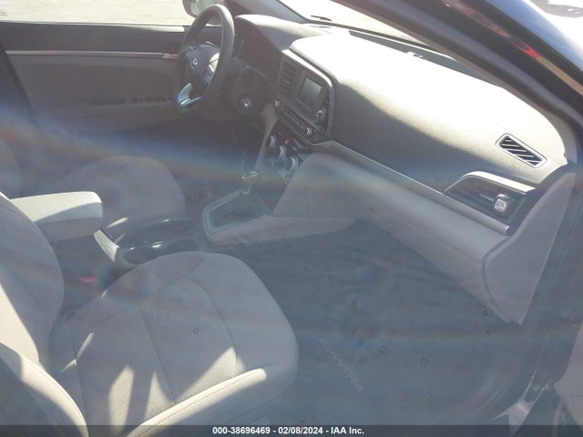 Hyundai ELANTRA SE 2019 5NPD74LF8KH441157 Image 5