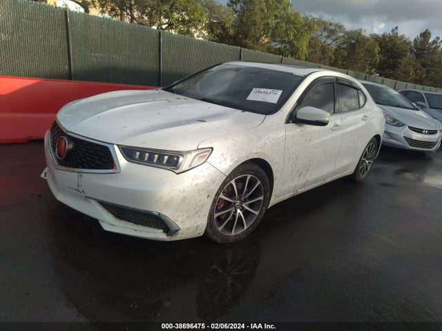 Acura TLX 2018 19UUB3F34JA002328 Image 2