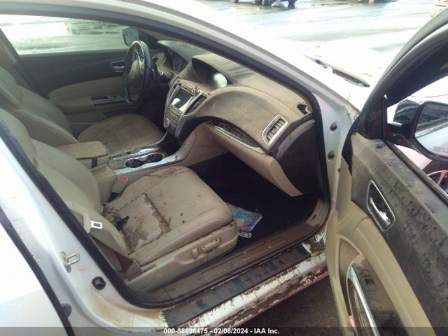 Acura TLX 2018 19UUB3F34JA002328 Image 5