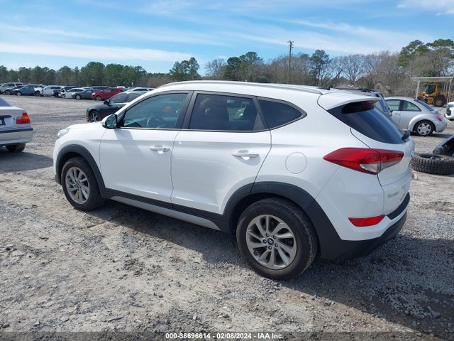 Hyundai TUCSON SE 2017 KM8J33A48HU327390 Image 3