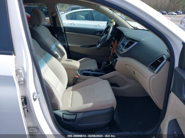 Hyundai TUCSON SE 2017 KM8J33A48HU327390 Image 5