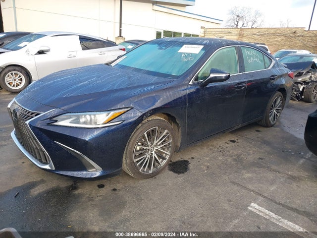 58ADA1C15PU034628 Lexus ES 300H