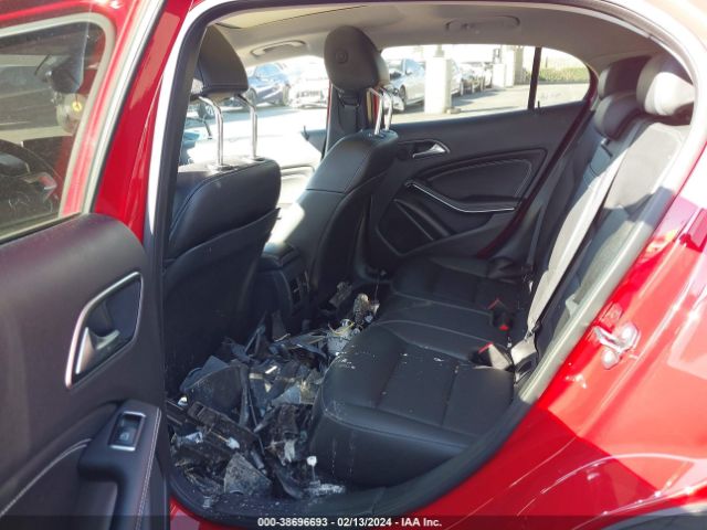 WDCTG4GBXKJ543385 Mercedes-Benz Gla 250 4matic