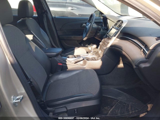 Chevrolet MALIBU 1LT 2015 1G11C5SL5FF350772 Image 5
