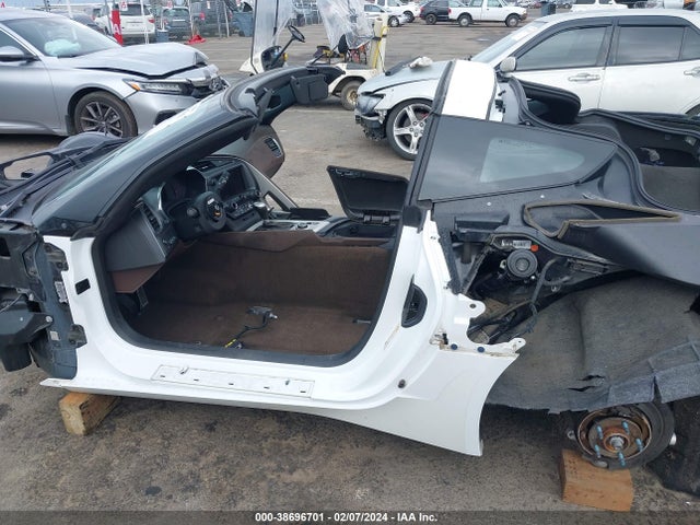 Chevrolet CORVETTE STINGRAY 2014 1G1YF2D78E5000299 Image 13