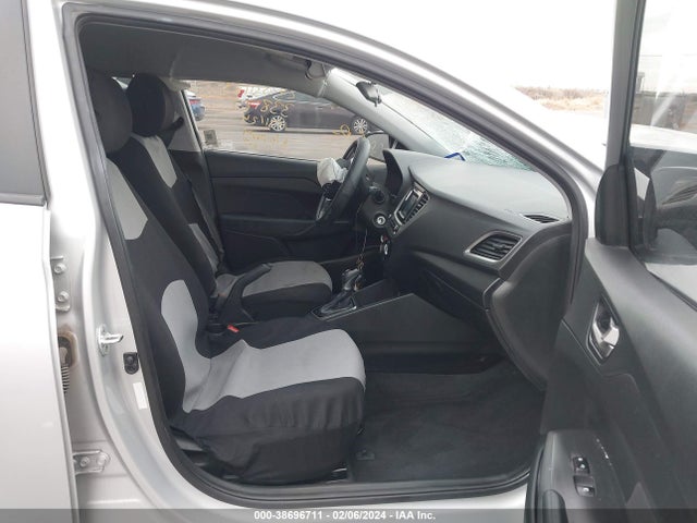 Hyundai ACCENT SE 2019 3KPC24A36KE039113 Image 5