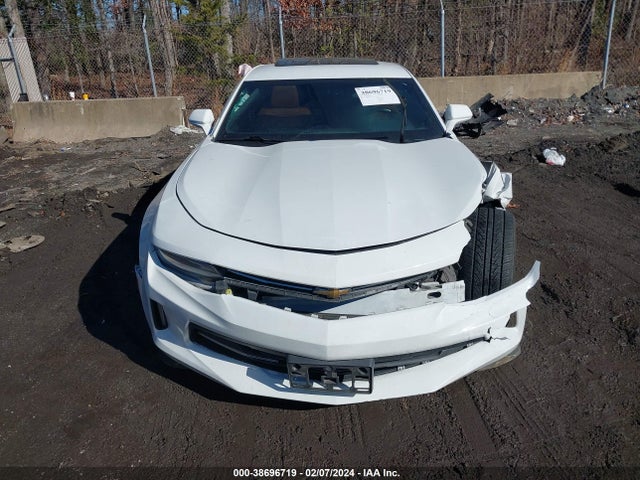 Chevrolet Camaro 2lt 2018 1G1FD1RX6J0133909 Image 12