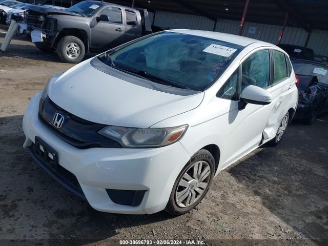 Honda FIT LX 2016 JHMGK5H53GX043284 Image 2