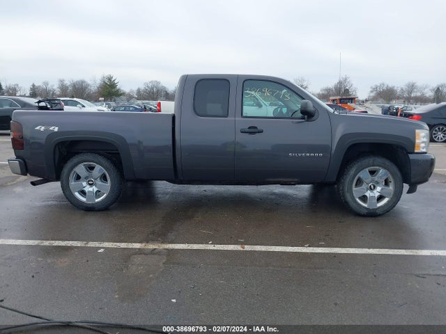 2010 CHEVROLET SILVERADO 1500 LT VIN: 1GCSKSE32AZ153803