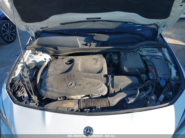 38696796 :رقم المزاد ، WDDSJ4EB2KN729877 vin ، 2019 Mercedes-benz Cla 250 مزاد بيع