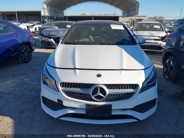 38696796 :رقم المزاد ، WDDSJ4EB2KN729877 vin ، 2019 Mercedes-benz Cla 250 مزاد بيع