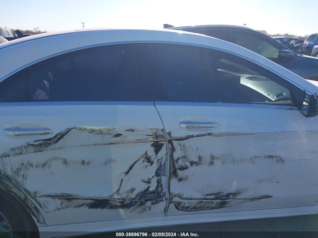 38696796 :رقم المزاد ، WDDSJ4EB2KN729877 vin ، 2019 Mercedes-benz Cla 250 مزاد بيع