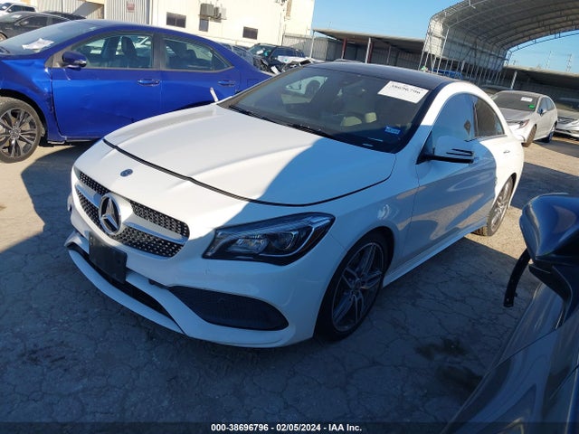 38696796 :رقم المزاد ، WDDSJ4EB2KN729877 vin ، 2019 Mercedes-benz Cla 250 مزاد بيع