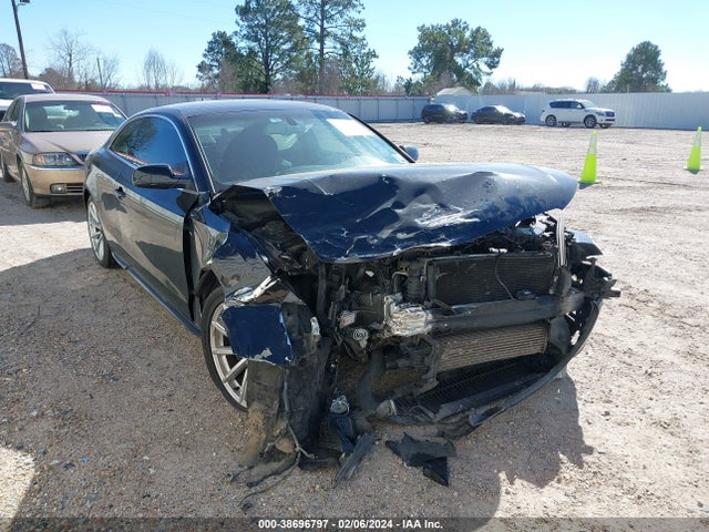 WAUMFAFR6FA049490 Audi A5 2.0t Premium