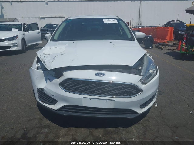 Ford FOCUS SE 2018 1FADP3K29JL280276 Image 12