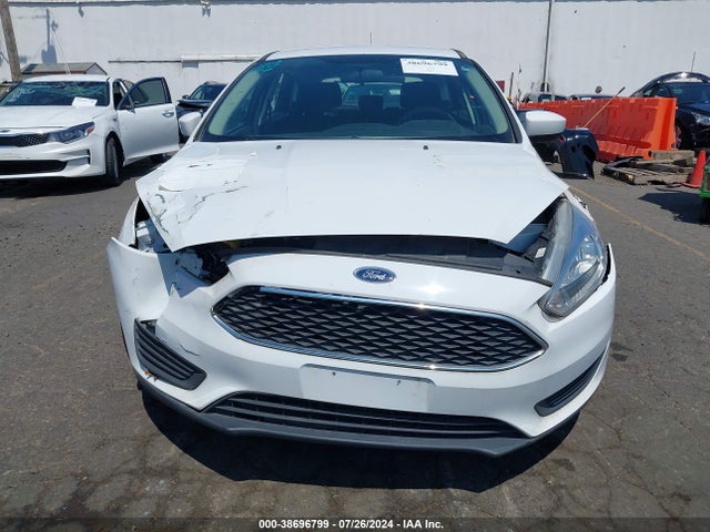 Ford FOCUS SE 2018 1FADP3K29JL280276 Image 6