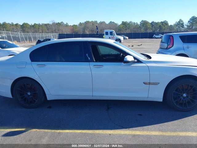 BMW 750li Xdrive 2015 WBAYF8C50FD655443 Image 13