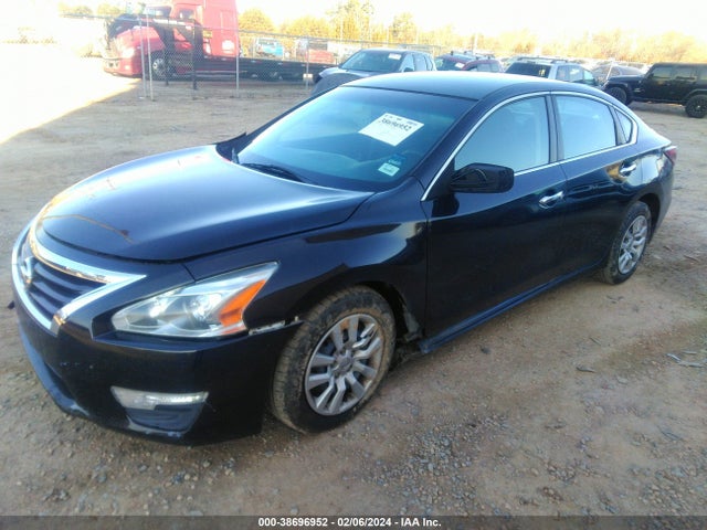 Nissan Altima 2.5 S 2015 1N4AL3AP2FC577943 Image 2