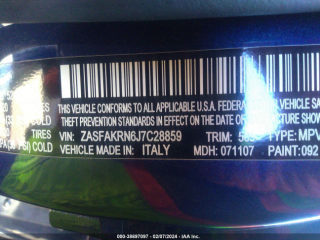 2018 ALFA ROMEO STELVIO ZASFAKRN6J7C28859 Photo 8