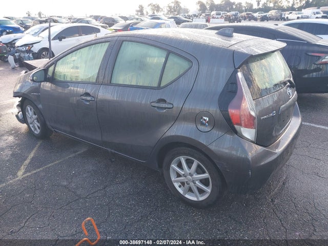 Toyota Prius C Four 2015 JTDKDTB32F1097145 Image 3