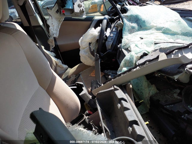 Toyota Rav4 Xle 2015 JTMWFREV8FD067321 Image 5