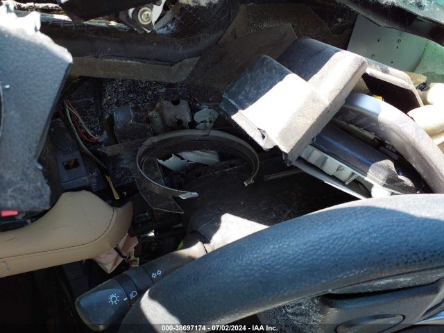 Toyota Rav4 Xle 2015 JTMWFREV8FD067321 Image 7
