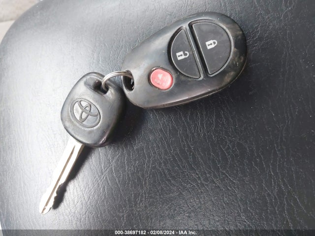 Toyota Tacoma Base V6 2014 3TMLU4EN3EM135748 Image 11