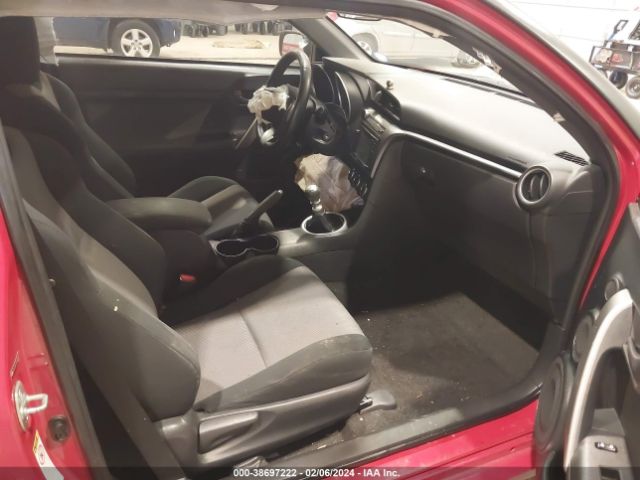 JTKJF5C72FJ001963 Scion TC
