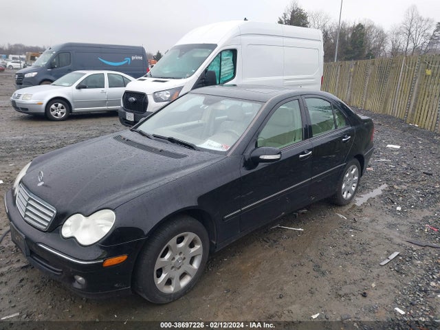 2005 MERCEDES-BENZ C 240 LUXURY VIN: WDBRF61J55A784174