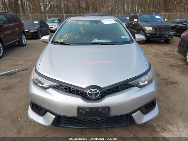 Toyota COROLLA IM 2018 JTNKARJE5JJ556543 Image 13