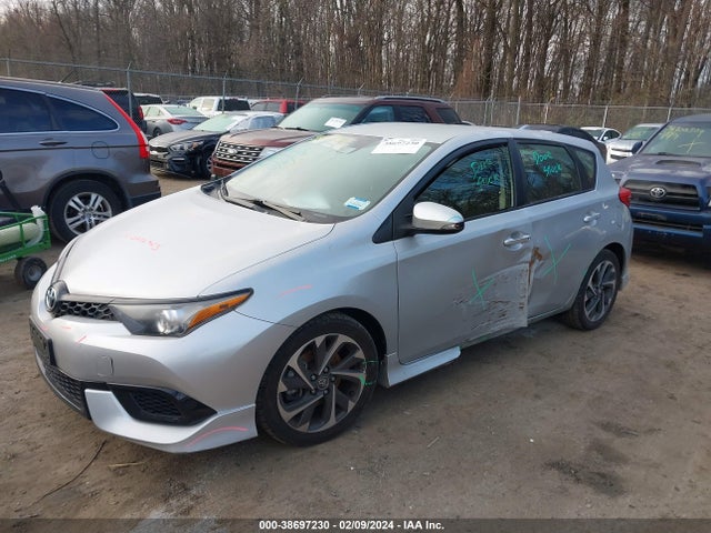 Toyota COROLLA IM 2018 JTNKARJE5JJ556543 Image 2