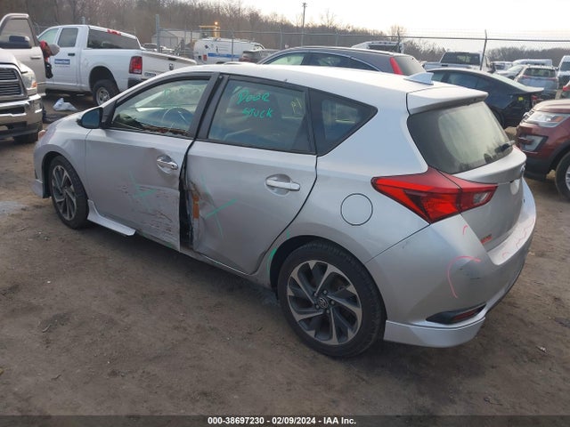 Toyota COROLLA IM 2018 JTNKARJE5JJ556543 Image 3