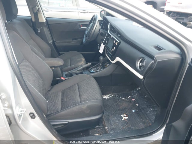 Toyota COROLLA IM 2018 JTNKARJE5JJ556543 Image 5