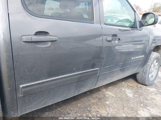 2011 CHEVROLET SILVERADO 1500 LT VIN: 3GCPCSE06BG299499