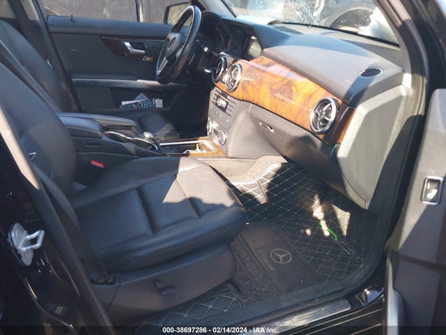 WDCGG8JB0EG301143 Mercedes-Benz Glk 350 4matic