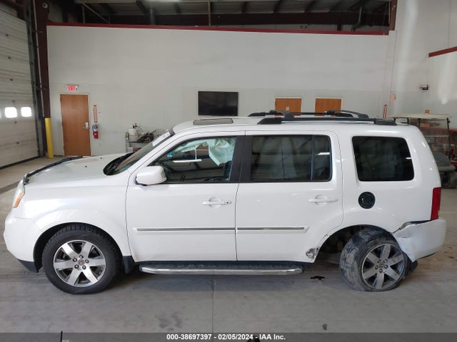 2014 HONDA PILOT TOURING VIN: 5FNYF4H92EB501170