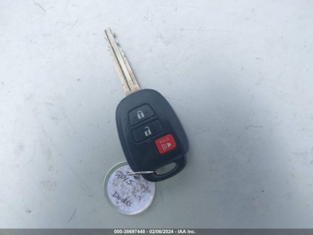 2T3RFREV4FW302264 Toyota Rav4 Xle