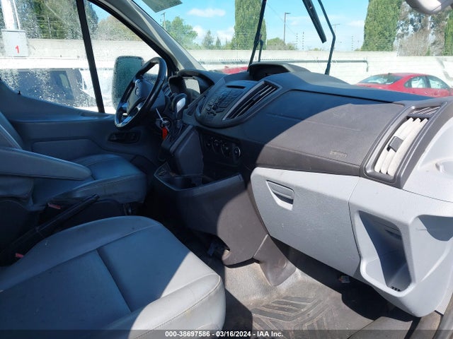 Ford Transit-150 2017 1FTYE1YMXHKA88055 Image 5