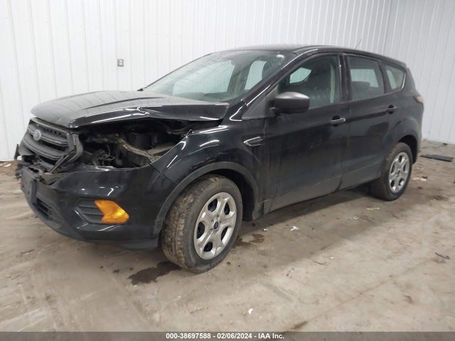 Ford ESCAPE S 2017 1FMCU0F74HUB80301 Image 2