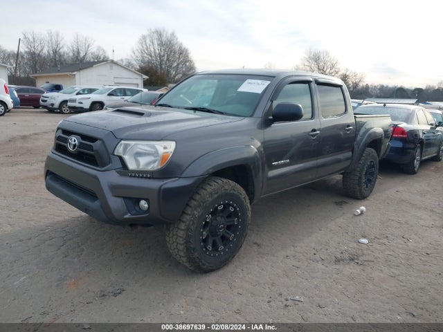 Toyota Tacoma Base V6 2014 5TFLU4ENXEX105950 Image 2
